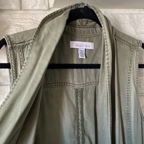 •Kenneth Cole Reaction Vest - Medium - Picture 8 of 11